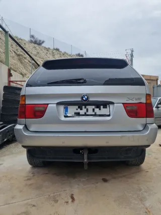 BMW X5 2003 AVERIADO
