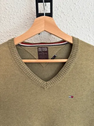 Suéter Tommy Hilfiger V-Neck Verde Oliva