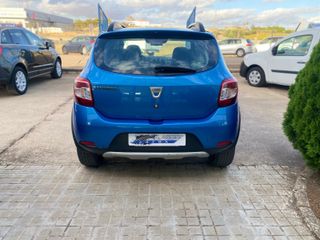 Dacia Sandero 2015