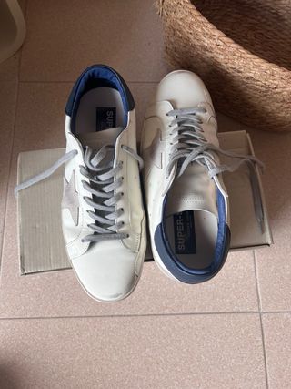 Golden Goose Sneakers Blancas y Grises