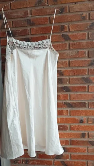 Camisón de seda blanco