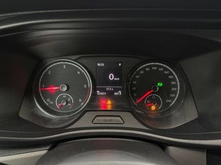 VW Caravelle 2.0TDI BMT Premium DSG desde 524€/mes