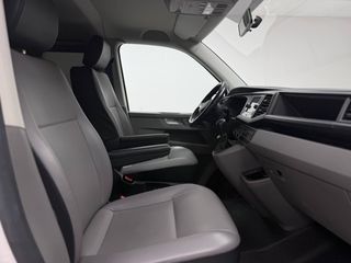 VW Caravelle 2.0TDI BMT Premium DSG desde 524€/mes