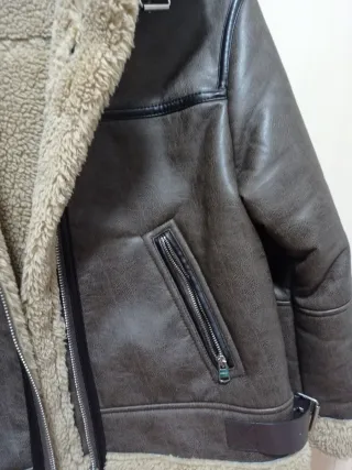 Chaqueta Bomber Aviador Bershka Marrón/Beige