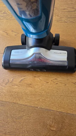 Aspiradora Rowenta sin cable y ligera
