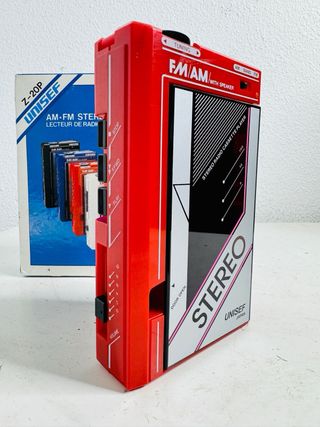 Unisef Z-20P Walkman Radio Cassette Japan 1980