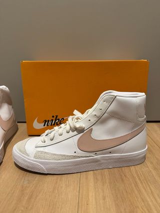 Nike Blazer Mid 77 Talla 42.5