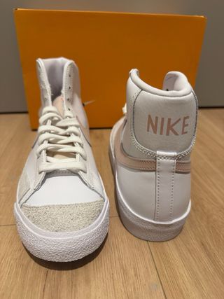 Nike Blazer Mid 77 Talla 42.5