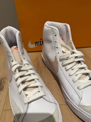 Nike Blazer Mid 77 Talla 42.5