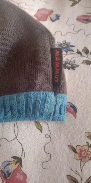 Gorro Mammut Negro y Azul
