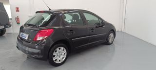 Peugeot 207 2012