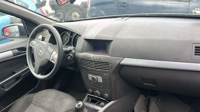 Despiece Opel Astra H (2004)