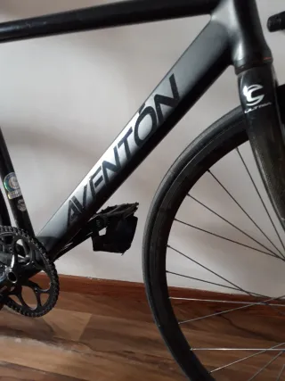 Bicicleta Fixie Aventón Córdoba All Black