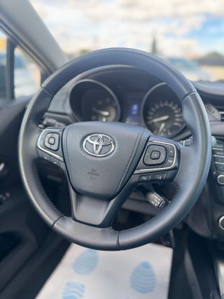 Toyota Avensis 2.0 150D ADVANCE TS