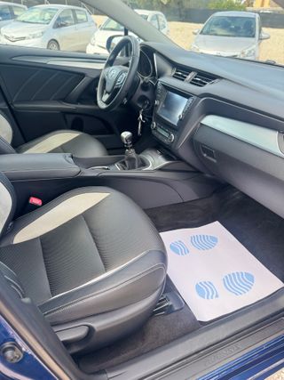 Toyota Avensis 2.0 150D ADVANCE TS