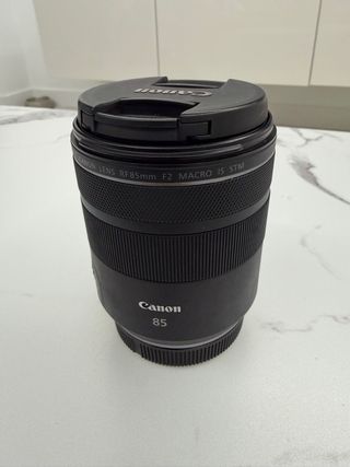 Objetivo canon RF 85 mm f 2 Macro IS STM