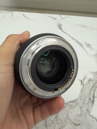 Objetivo canon RF 85 mm f 2 Macro IS STM