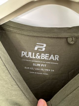 Camiseta Pull&Bear verde kaki