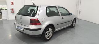 Volkswagen Golf 2002