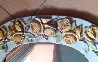 Specchio ceramica Faenza rose gialle