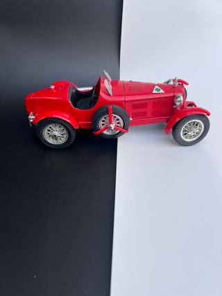 Alfa Romeo 2300 Monza 1/18 Burago