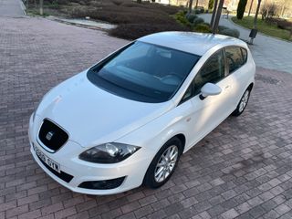 SEAT Leon 1.6 TDI 105 CV 5 PUERTAS