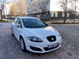 SEAT Leon 1.6 TDI 105 CV 5 PUERTAS