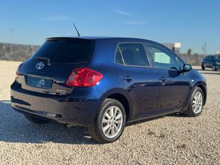 Toyota Auris Toyota Auris 2.0 D-4D Luna