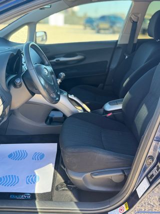 Toyota Auris Toyota Auris 2.0 D-4D Luna