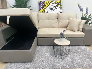 Sofá cama beige con arcón incorporado