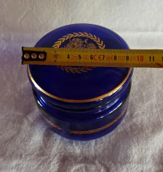 Bombonera vintage azul cobalto / detalles dorados