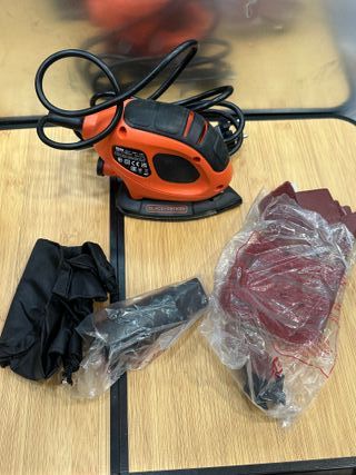 BLACK+DECKER Lijadora de detalles compacta de 55 W