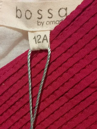 Vestido BOSSA beige y rojo estampado Talla: 12A