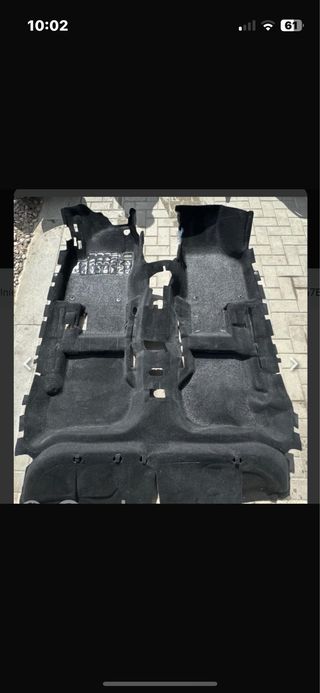 Tapizado suelo coche negro