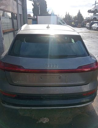 2610595 4ke919603 pantalla audi e-tron (gen) *
