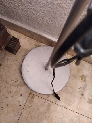 Lámpara de pie moderna