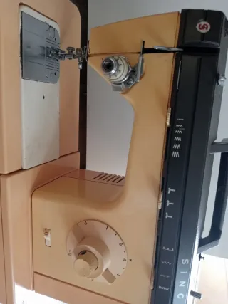 Máquina de coser Singer 7/84