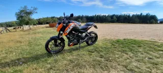 KTM Duke 125 Naranja/Negra