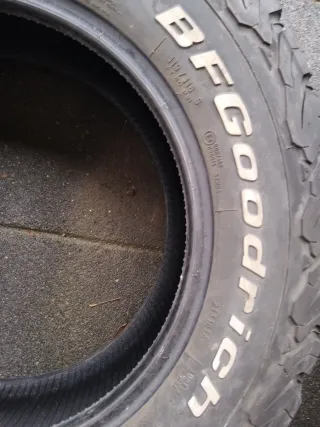 Neumáticos LR 245/70 R17