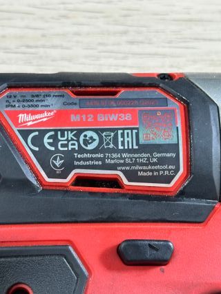 Llave de impacto subcompacta M12™, 3/8" con anillo