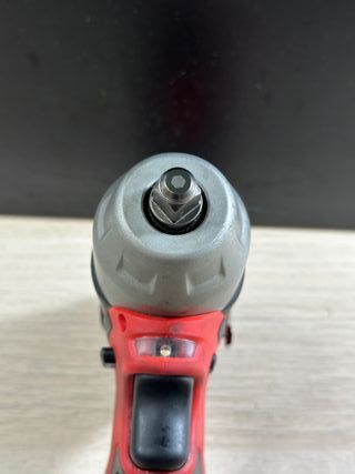 Llave de impacto subcompacta M12™, 3/8" con anillo