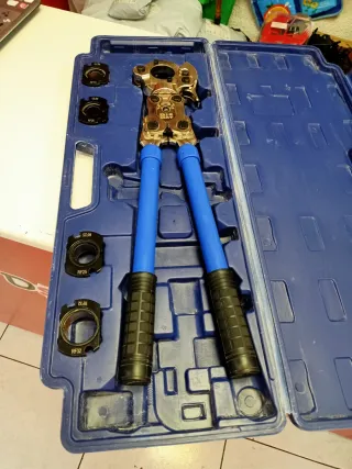 Máquina Prensado Manual Cabeza Rotativa