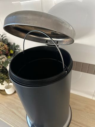 Cubo de basura 12L, funciona perfecto, Ikea