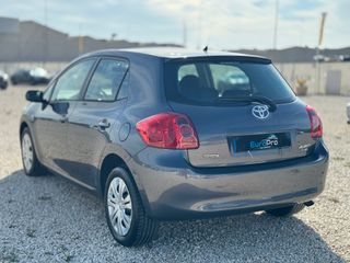 Toyota Auris Toyota Auris 1.4 D-4D Auris