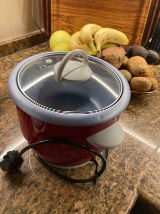 Olla Eléctrica Roja con Tapa de Cristal