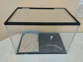 Acuario con filtro mini