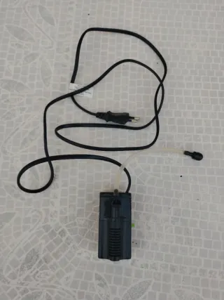 Acuario con filtro mini