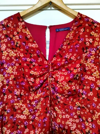 Vestido estampado floral Violeta by Mango