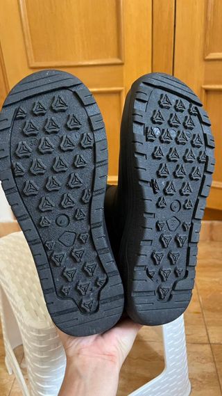 Botas de Nieve Impermeables Unisex Negras