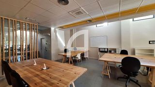 Local comercial en alquiler en La Vila Olímpica del Poblenou en Barcelona